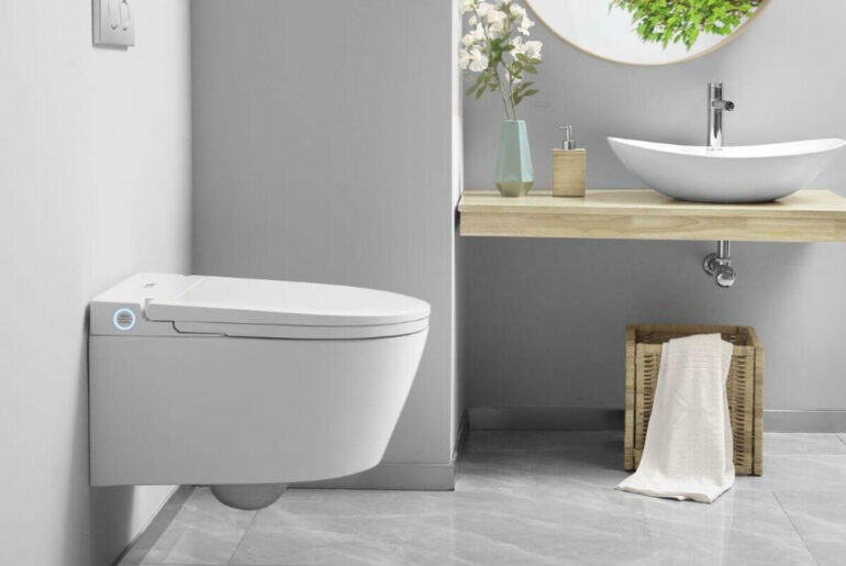 toaleta z funkcją bidetu
